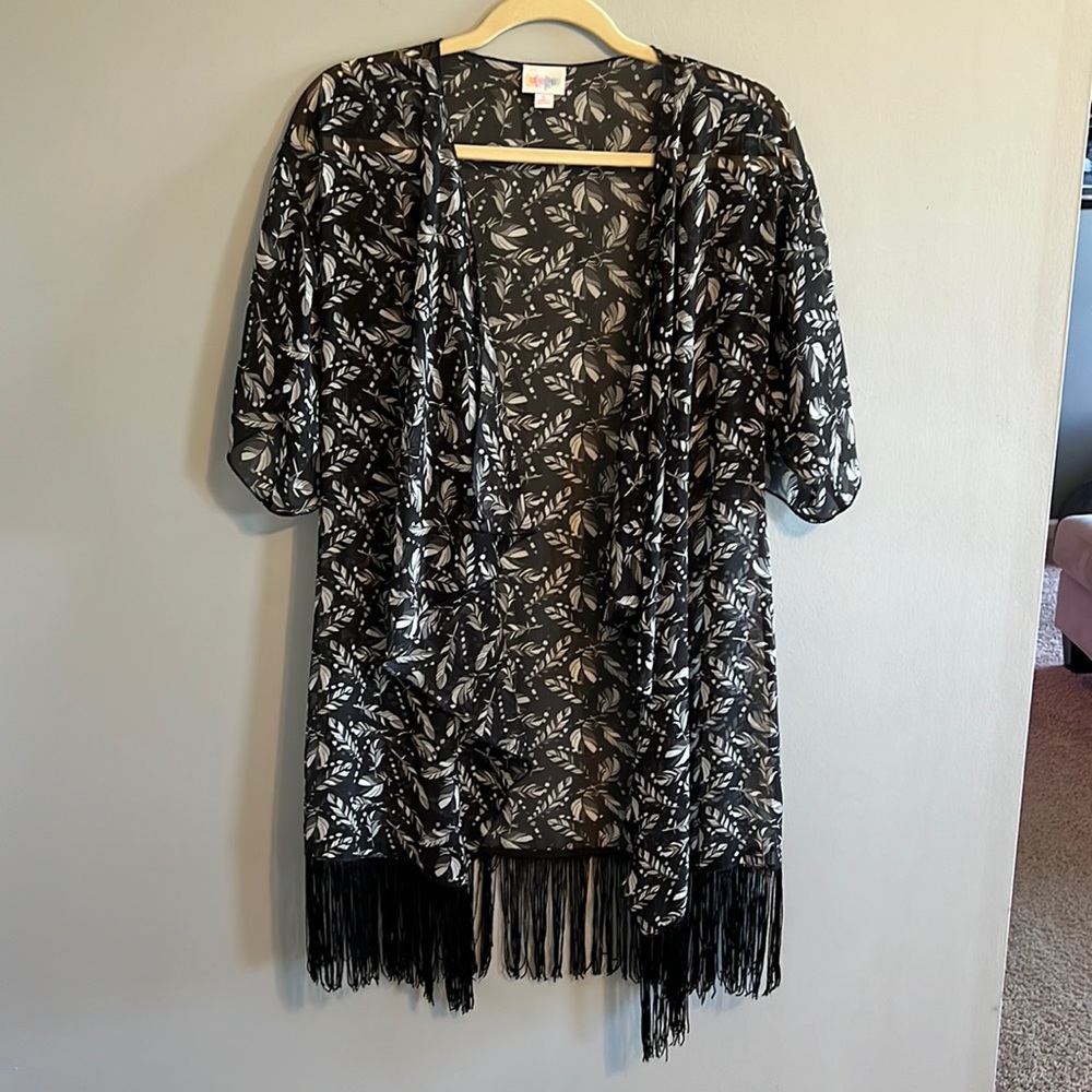 LuLaRoe Monroe Kimono